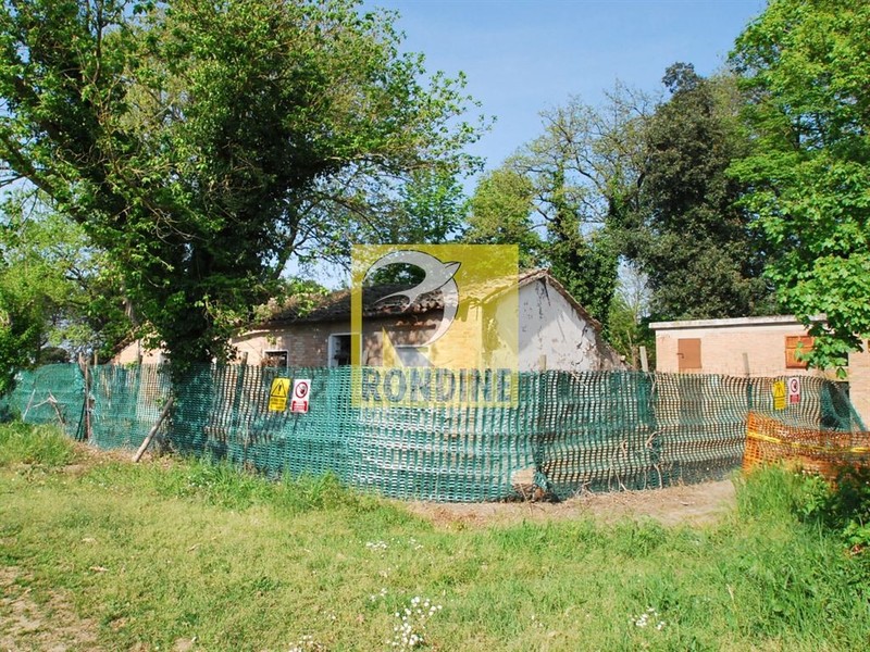 fotografie - Rustico / Casale Faenza (RA) Periferia Monte 