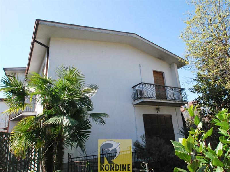 fotografie - Villa Faenza (RA) Periferia Monte 